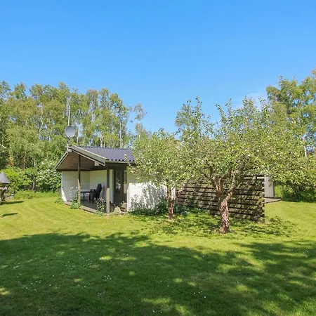 Holiday home 3 Bedroom Cozy In Samso