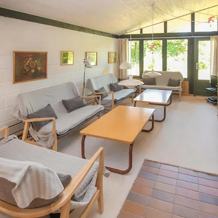 3 Bedroom Cozy In Samso